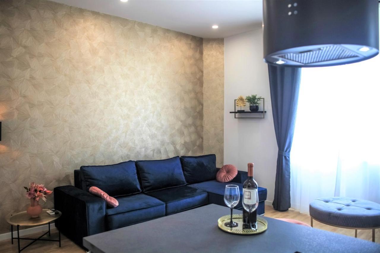 Hedone City Luxury Apartments With Free Parking بولا المظهر الخارجي الصورة